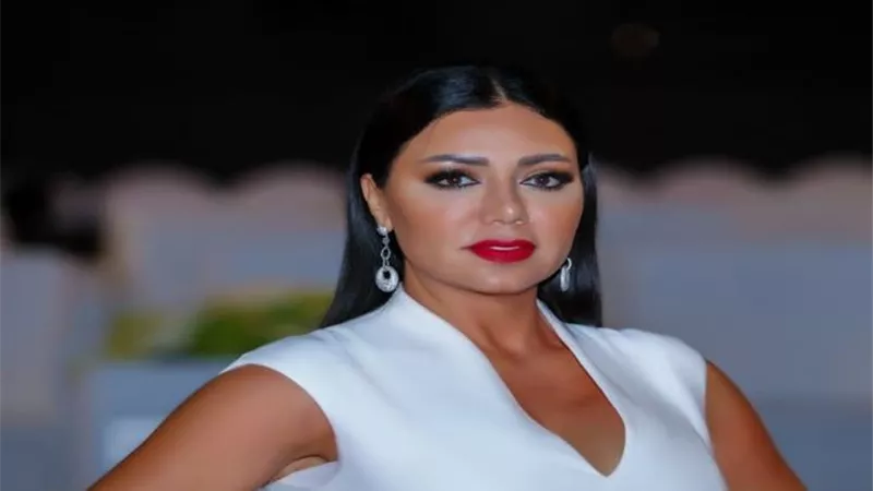 تأجيل دعوى تعويض نزار الفارس ضد رانيا يوسف لـ4 سبتمبر