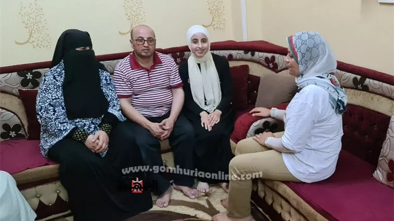 بالفيديو.. الجمهورية اونلاين تحاور فاطمة واسرتها الاولى على الجمهورية للتعليم المزدوج