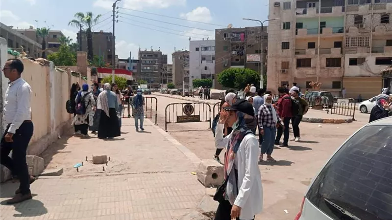 طلاب الثانوية العامة بالقليوبية .. إمتحان الديناميكا غير مرضي
