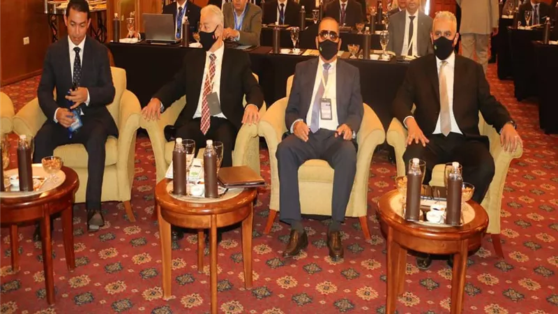 سكرتير عام جنوب سيناء يشارك في افتتاح الندوة الفنية المتخصصة لاتحاد الأسمدة بشرم الشيخ