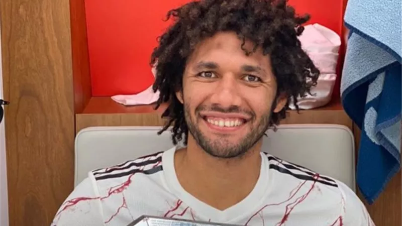 محمد الننى يهنىء منتخب مصر بالتأهل لربع النهائى طوكيو