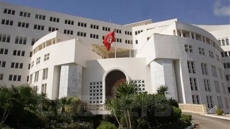 الخارجية التونسية : قرارات الرئيس فرضها المناخ السياسى والاقتصادى