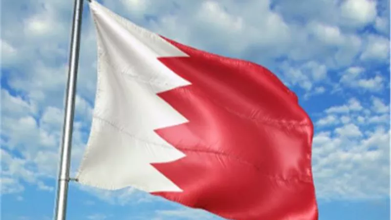 البحرين والمملكة المتحدة تبحثان تعزيز التعاون العسكري