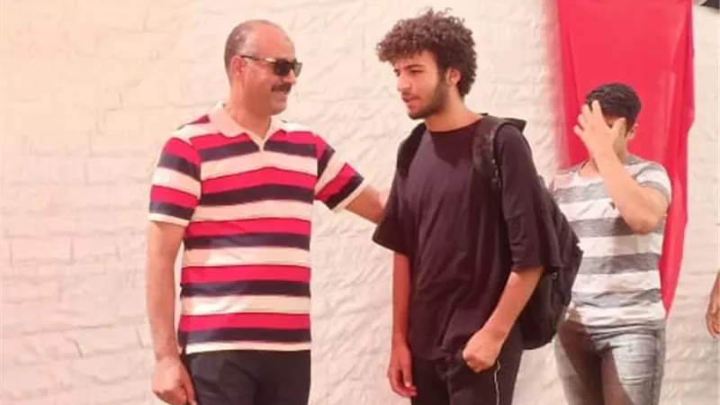 تباين أراء طلاب الشعبة الأدبية بالسويس حول إمتحان اللغة الانجليزية