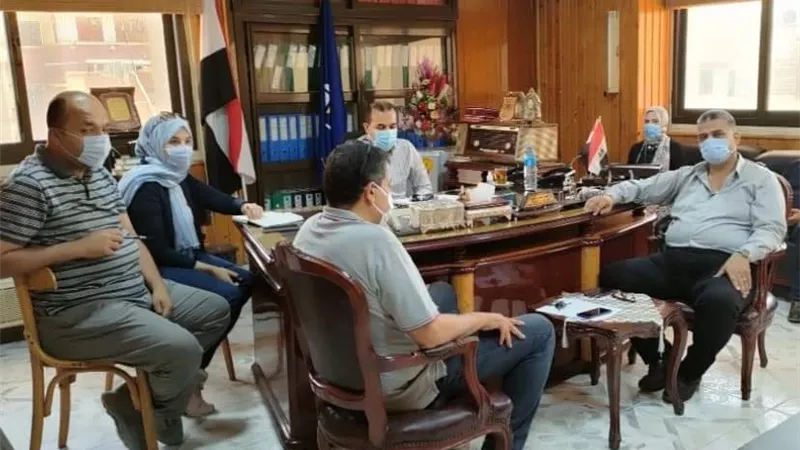 وكيل الصحة بدمياط يناقش تطوير الأداء بالمستشفيات