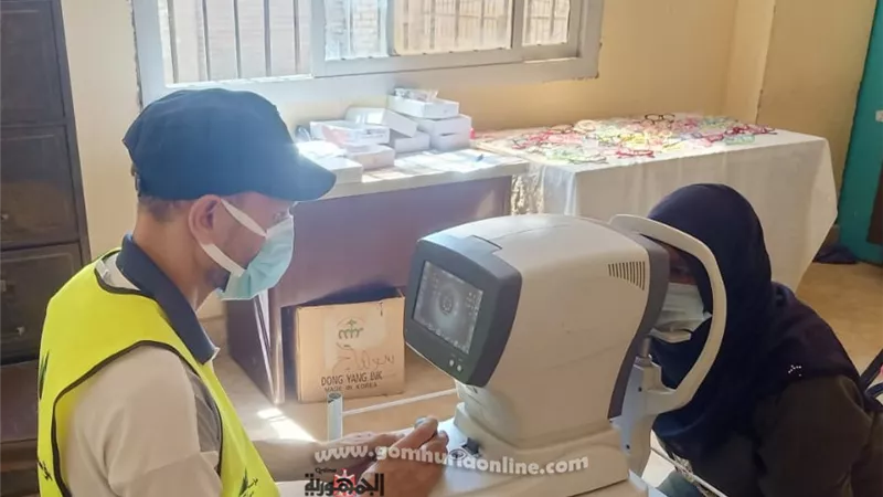 كشف طبى ل 420 مواطناً وتوفير 52 نظارة في قافلتين ببنى سويف