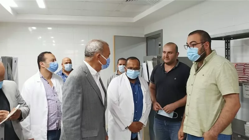 المحافظ يستجيب لشكاوى مدينة بنها ويفاجئ كفر شكر لمتابعة النظافة والمستشفى المركزى