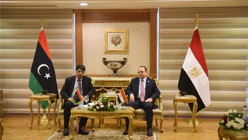 النائب العام يبحث مع نظيره الليبي التعاون المثمر بين البلدين