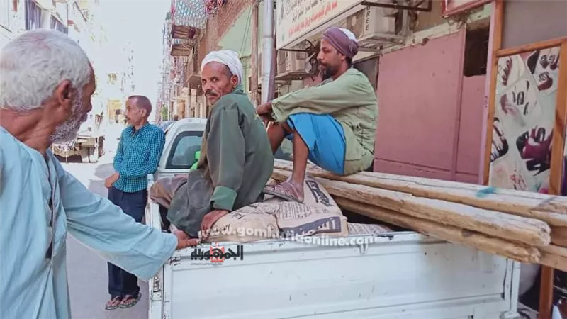 وفف حالة بناء مخالف ومصادرة بعض الأدوات بمدينة الأقصر