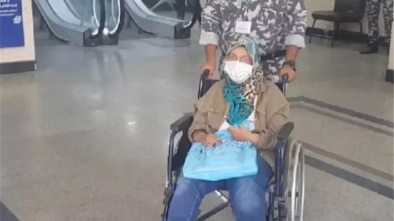 الجوازات والهجرة تواصل تسهيل خدماتها لكبار السن وذوي الاحتياجات ..صور
