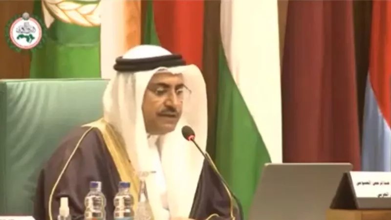 البرلمان العربي يدين حادث التفجير الإرهابي لحافلة لاعبي فريق 