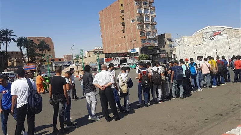 شكوى من امتحان الاستاتيكا بقنا وتباين الآراء فى الأحياء
