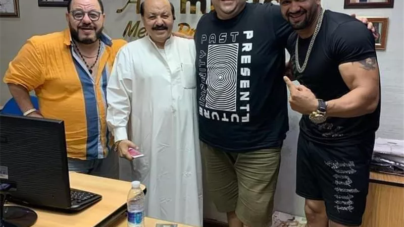 مدحت تيخا يترقب استئناف تصوير 