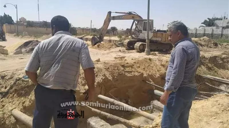 رئيس مركز ومدينة سيوة يوجه بإنهاء الأعمال بمصرف الإذاعة خلال ٢٤ ساعة