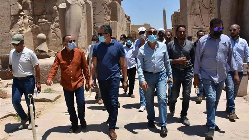 وزير السياحة يتفقد طريق الكباش استعدادا لتنظيم فعالية كبرى بالأقصر