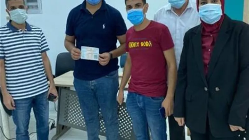أول شهادة معتمدة للتطعيم ضد كورونا للمسافرين للخارج من أبناء الإسماعيلية ..صور