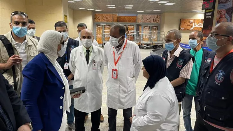 وزيرة الصحة توجه بالانتهاء من تطعيم العاملين بالقطاع السياحي بالأقصر وأسوان