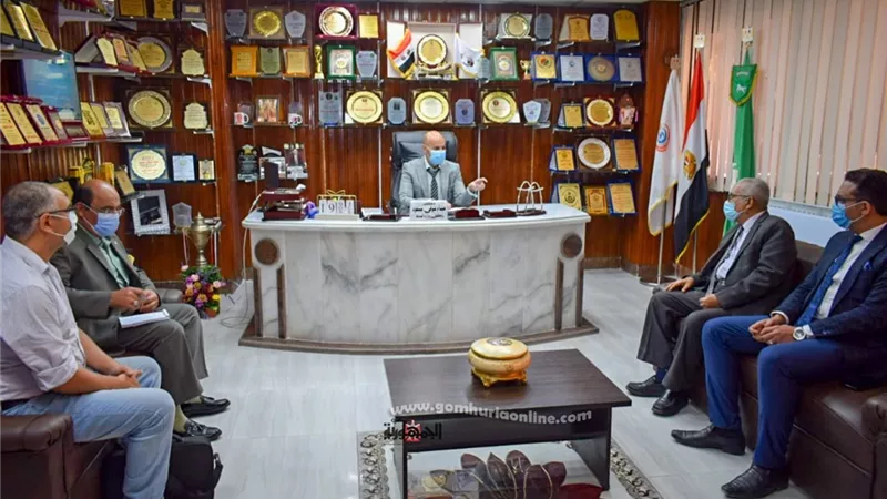 مسعود يستقبل زيارة من وزارة الصحة ويناقش تطوير الخدمات الطبية بعيادة الجلدية والجذام