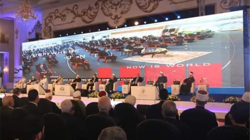 وزير الأوقاف في مؤتمر الإفتاء: يجب ملء الفضاء الإلكتروني بالمحتوي النافع لسد الطريق على دعاة التطرف