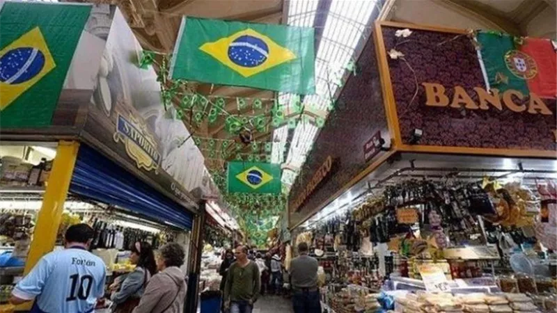 البرازيل تسجل فائضاً تجارياً قدره 7.4 مليار دولار خلال يوليو