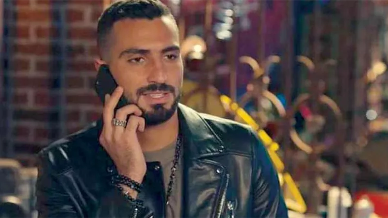 متابعه تطلب الزواج من محمد الشرنوبى..والفنان يعلق