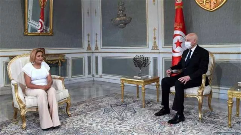 الرئيس التونسي: باق على العهد حتى تتحقق مطالب الشعب