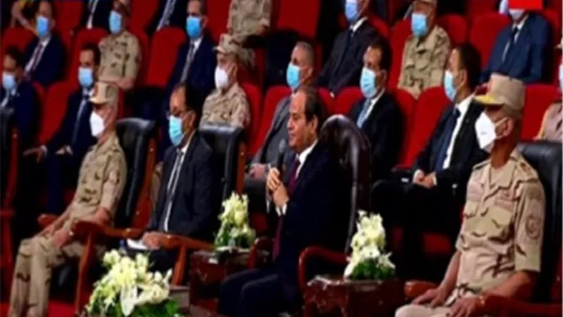 السيسي: عائد زيادة سعر رغيف الخبز المدعم سنمول به تحسين التغذية المدرسية