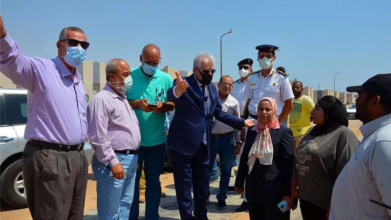 محافظ جنوب سيناء يتفقد أعمال إنشاء ازدواج طريق الجبيل بطور سيناء
