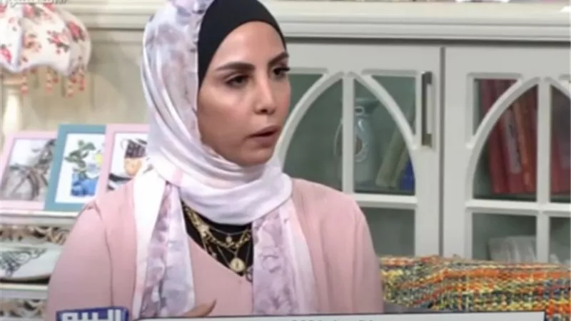 مصممة أزياء: لا أحب إجراء أكثر من لون للتصميم الواحد