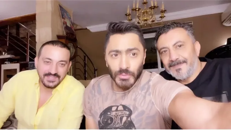 تامر حسنى يتدخل للصلح بين دياب والمنتج نصر محروس