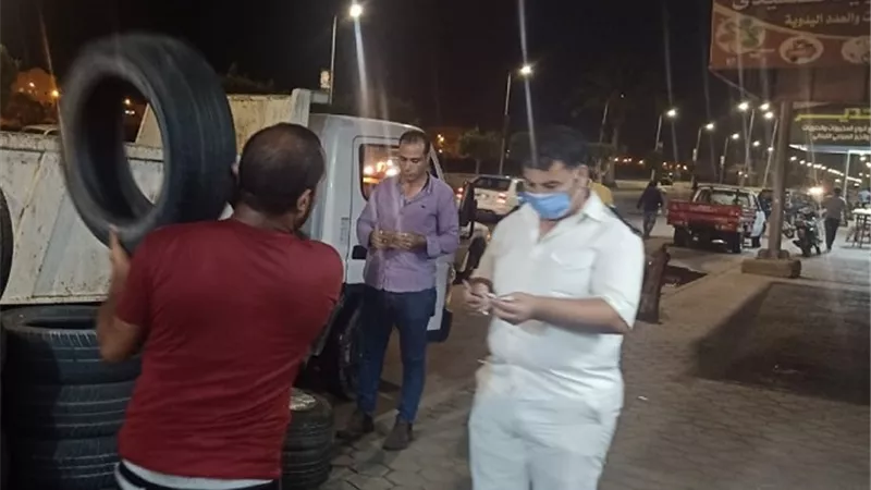 جهاز دمياط الجديدة يشن حملة ليلية مكبرة لإزالة الإشغالات والمخالفات.. بالصور