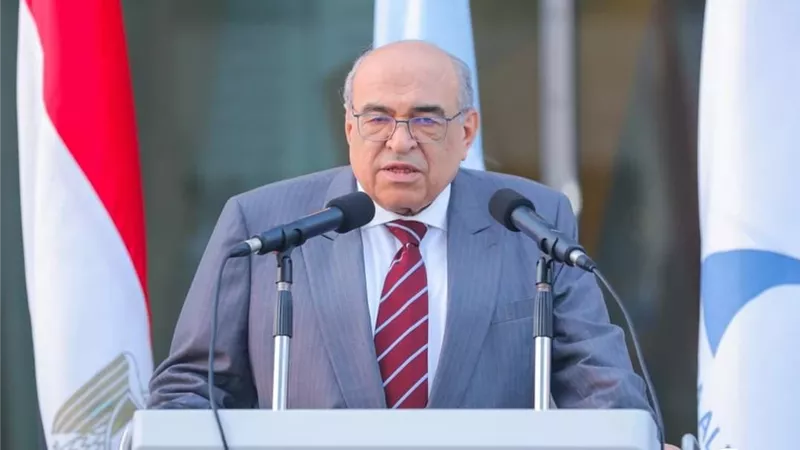 اقتراح بطباعة صورة مكتبة الاسكندرية علي العملة الجديدة لمكاتها الدولية وتأثيرها والإبداعي