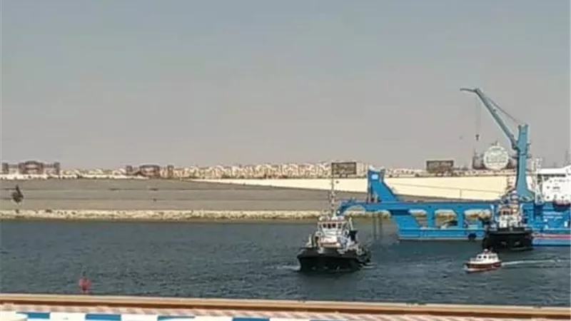 رئيس الوزراء يدشن الكراكة حسين طنطاوي في الإسماعيلية