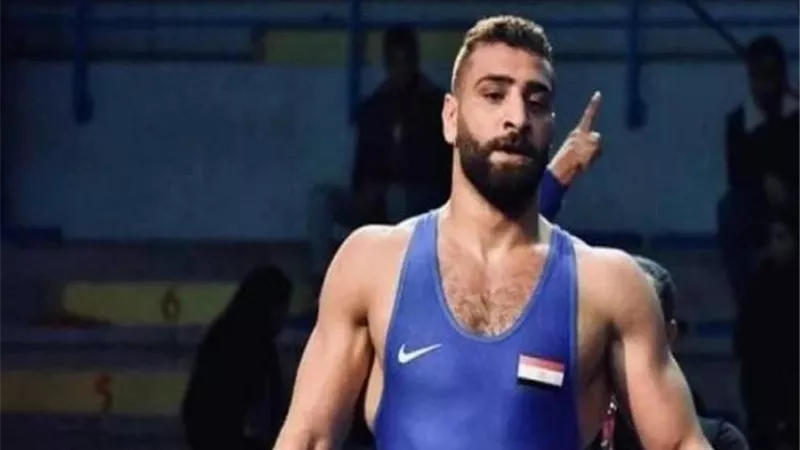 نجم المصارعة يوجه رسالة لجماهير مصر بعد ضياع حلم برونزية طوكيو