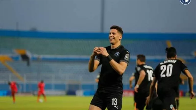 محمود وادى يقود هجوم بيراميدز فى مواجهة الدراويش