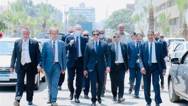 رئيس الهيئة العامة للاستثمار يتفقد أعمال تطوير ورفع كفاءة المنطقة الحرة العامة ببورسعيد