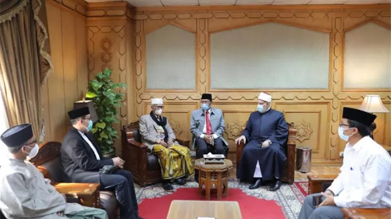 *وكيل الأزهر يستقبل مفتي إندونيسيا لبحث التعاون المشترك بمقر مشيخة الأزهر*