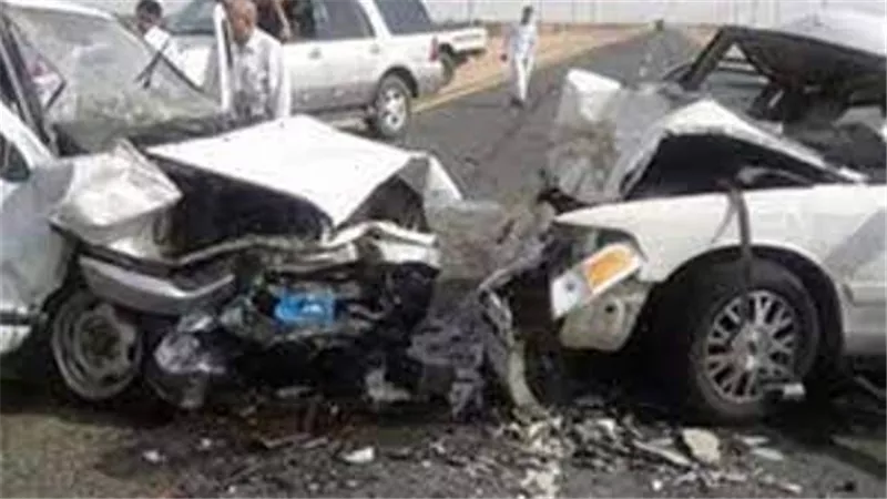 بالأسماء ..مصرع وإصابة ١٦شخصا في ٥ حوادث علي طرق مطروح اليوم