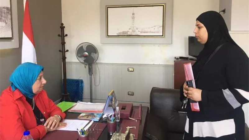 رئيس حي غرب تعقد لقاء لحل شكاوي المواطنين