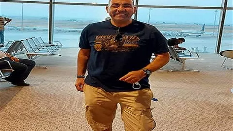 عودة محسن منصور من مهرجان الأردن المسرحى