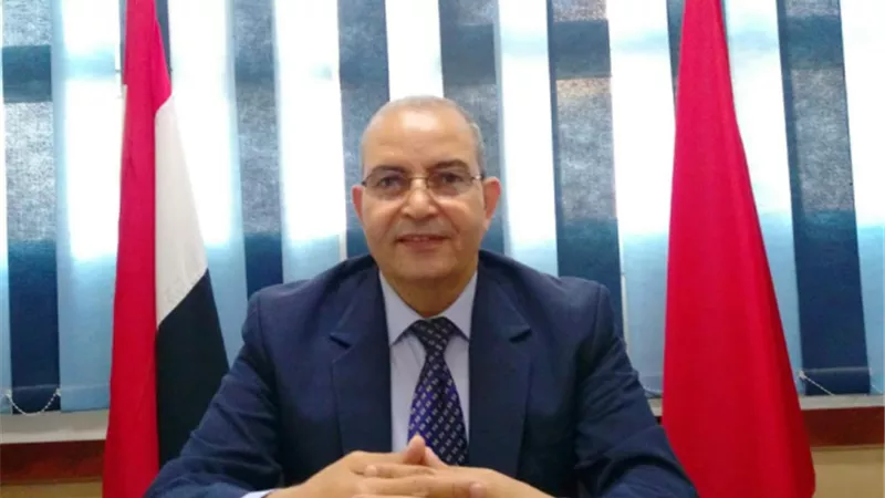 وكيل وزارة تعليم ببورسعيد يقدم التحية لأرواح الشهداء بمناسبة يوم الشهيد
