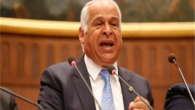 فرج عامر : إلزام طلاب التعليم الفنى بحضور 75 % يؤهلهم للالحاق بسوق العمل