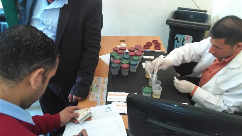 والى : ضبط 27 سائق حافلات مدرسية يتعاطون المخدرات وإحالتهم للنيابة