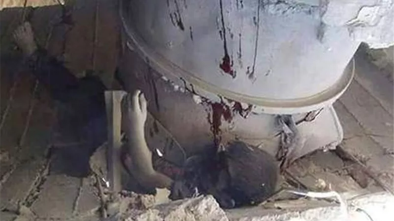 مصرع موظف دهسته سيارة نقل بساقلته بسوهاج