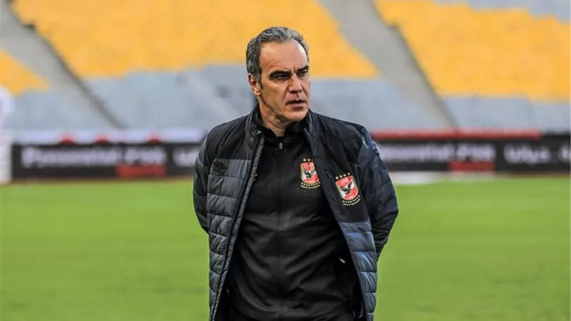 الأهلي يفاوض مهاجم أجنبي بديلا لأزارو