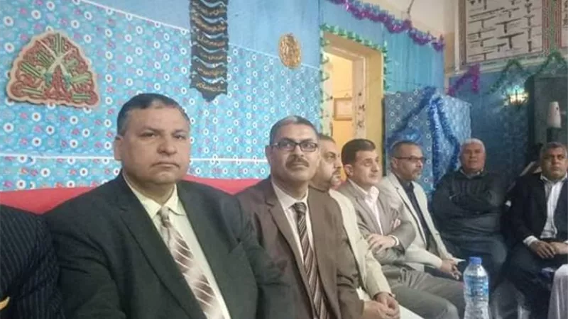 إدارة منشأة القناطر تكرم مدير التعليم الفنى بتعليم الجيزة لبلوغة المعاش