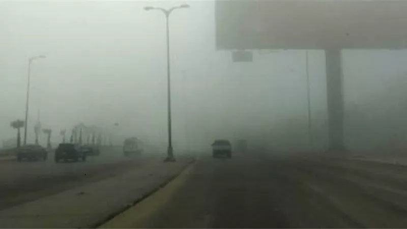 إغلاق طريق العلمين الصحراوى بسبب الشبورة
