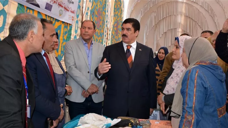 محافظ القليوبية يدشن حملة لتنظيم الأسرة