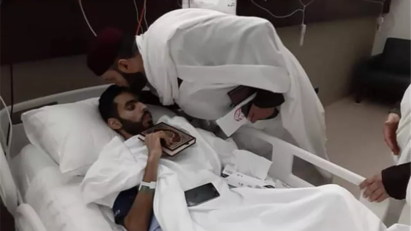 خريجي الأزهر في زيارة لمصابي الجيش الليبي الذين يتلقون العلاج بالقاهرة