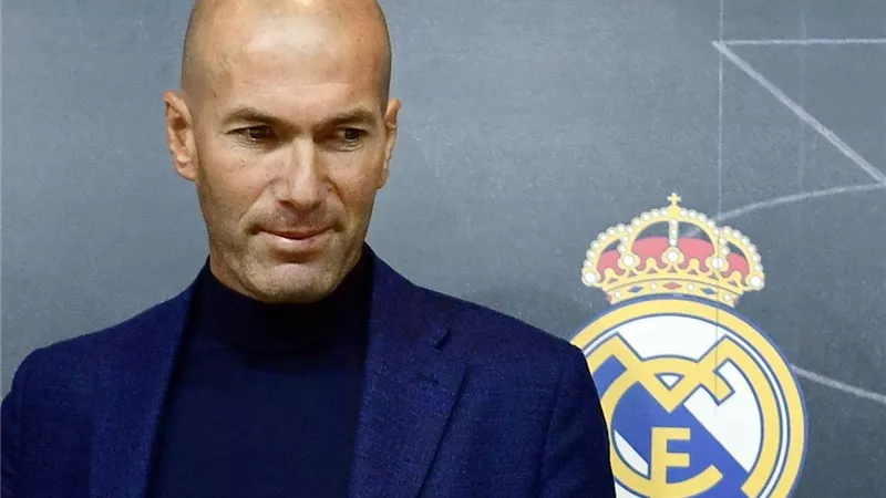 رسميا.. زين الدين زيدان مديرا فنيا لريال مدريد